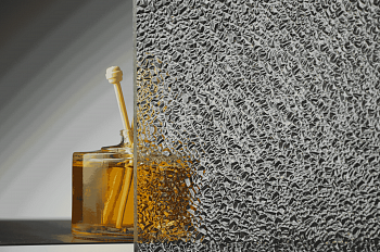 Полистирол Plazgal  2 мм 600*900, тиснение Колотый лед,  прозрачный